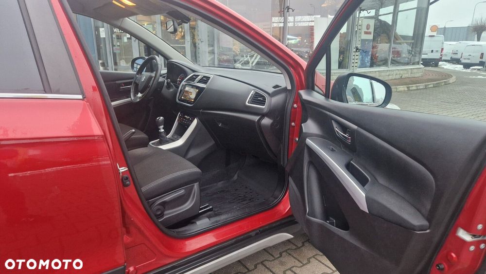 Suzuki SX4 S-Cross 1.4 SHVS Premium - 17