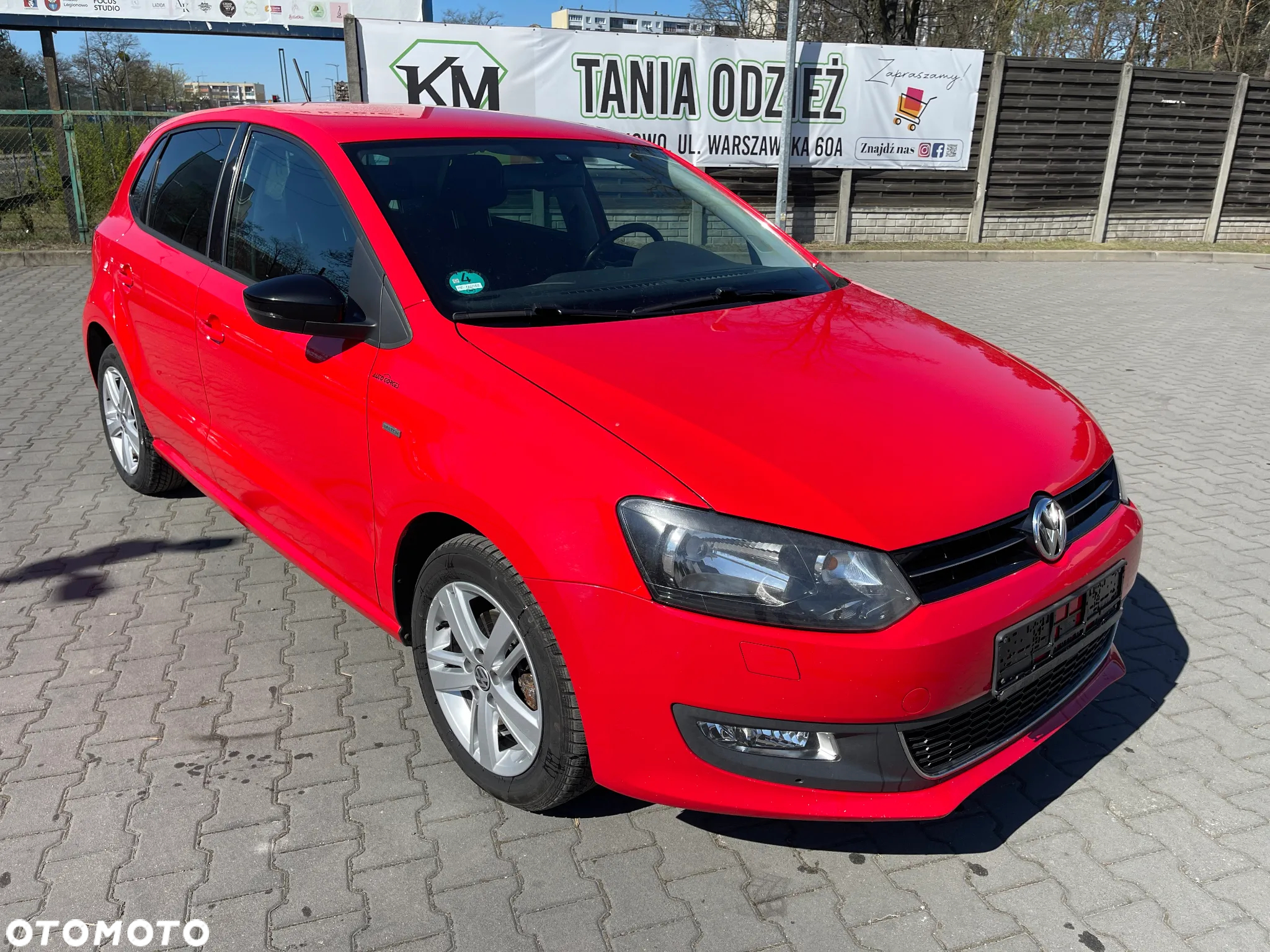 Volkswagen Polo 1.2 TSI MATCH - 2
