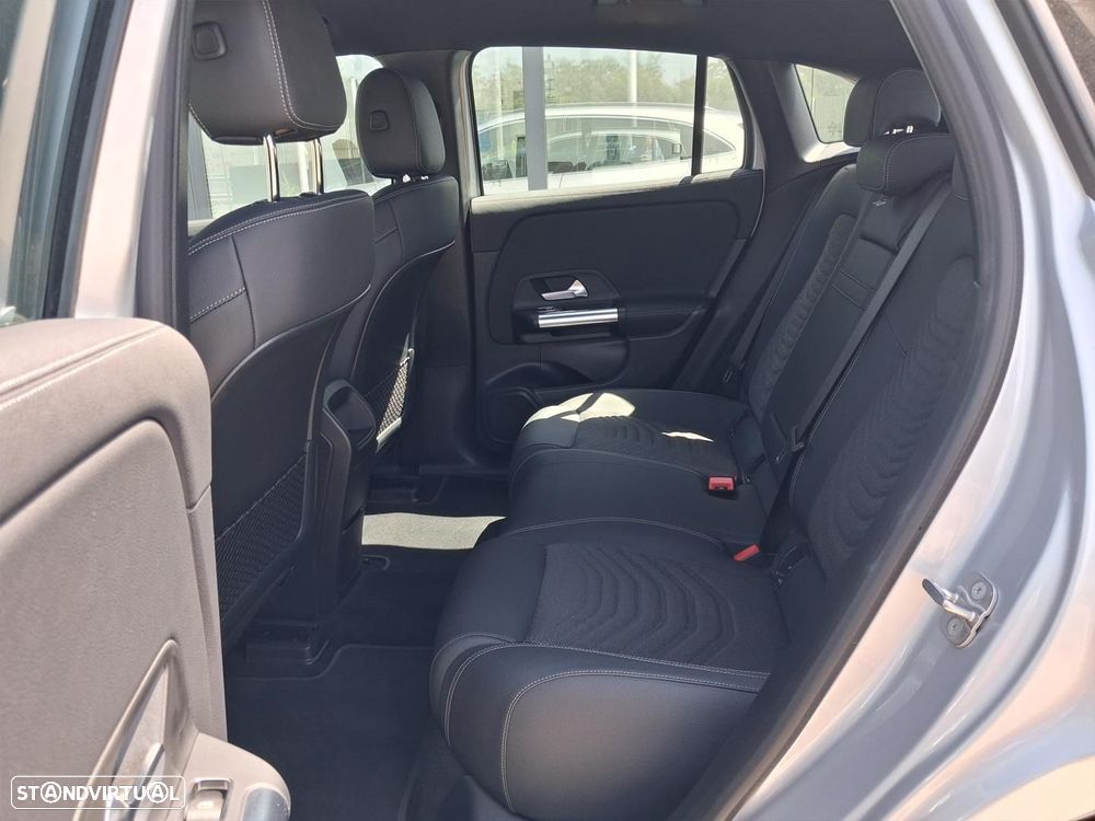 Mercedes-Benz EQA 250+ Progressive - 11