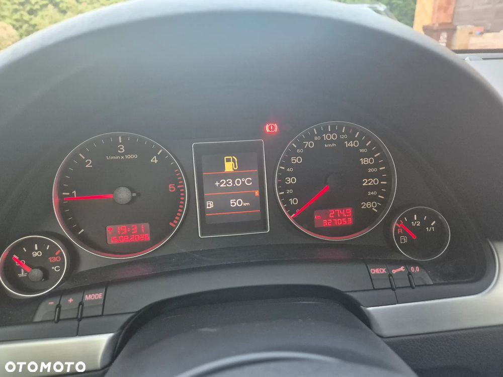 Audi A4 Avant 2.0 TDI - 15