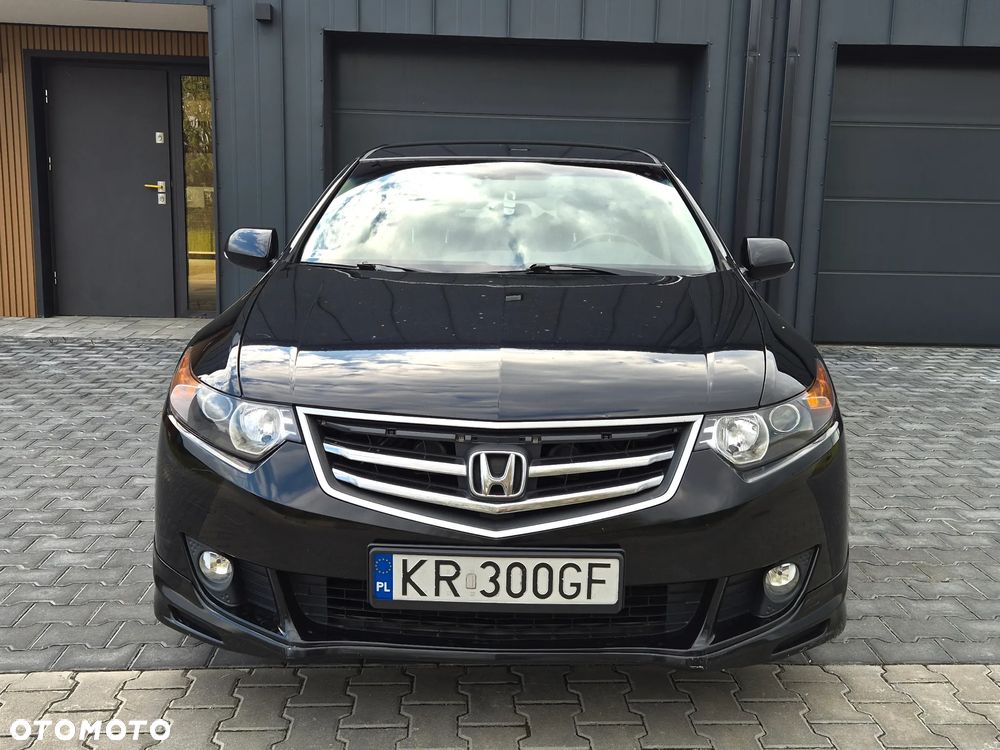 Honda Accord 2.0 Executive - 19