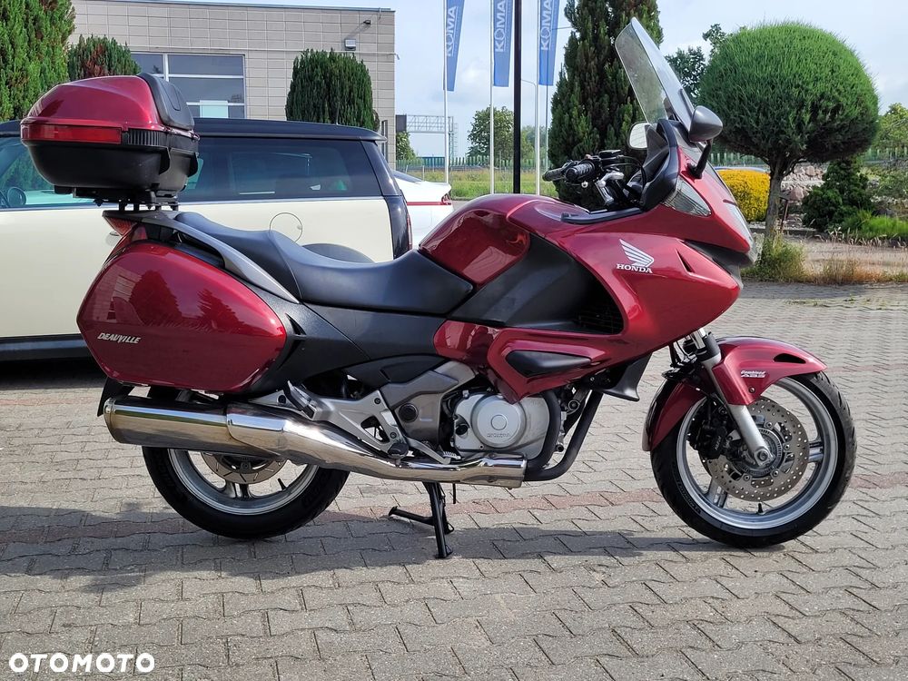 Honda NT - 9