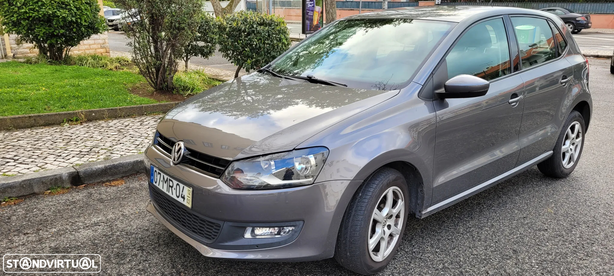 VW Polo 1.6 TDI Confortline BlueMotion - 2