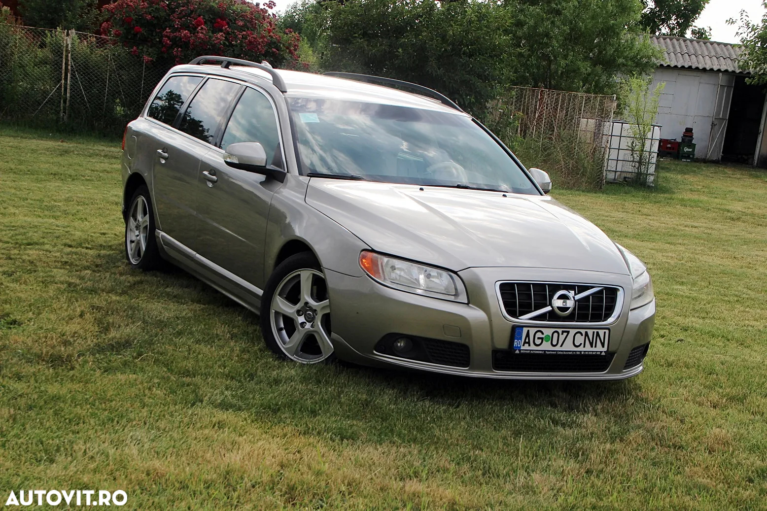Volvo V70 D2 Summum - 3