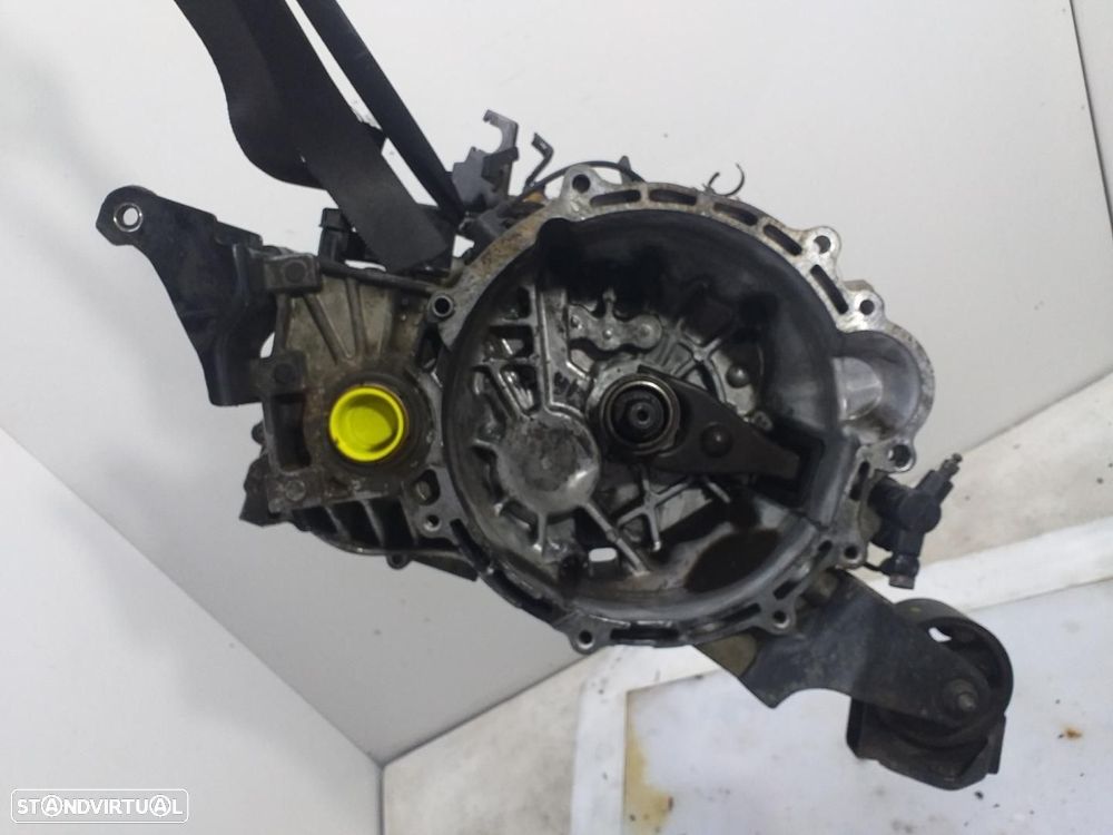 CAIXA DE VELOCIDADES HYUNDAI MATRIX - 1