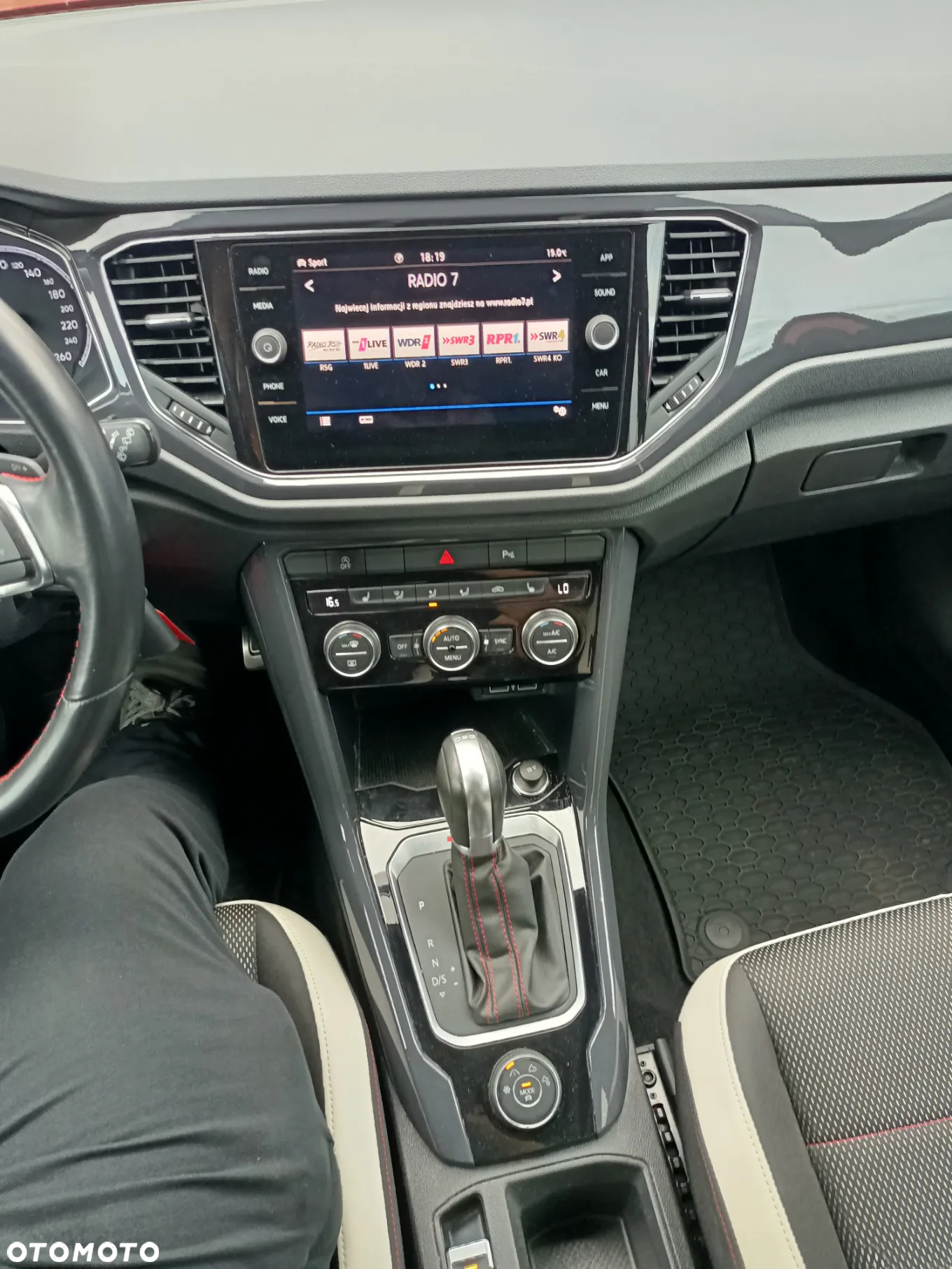 Volkswagen T-Roc 2.0 TSI 4Motion DSG Sport - 11