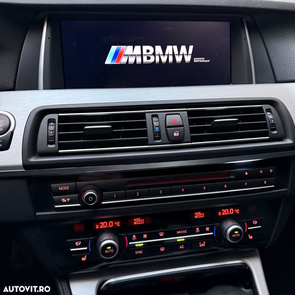 BMW Seria 5 530d xDrive AT - 13