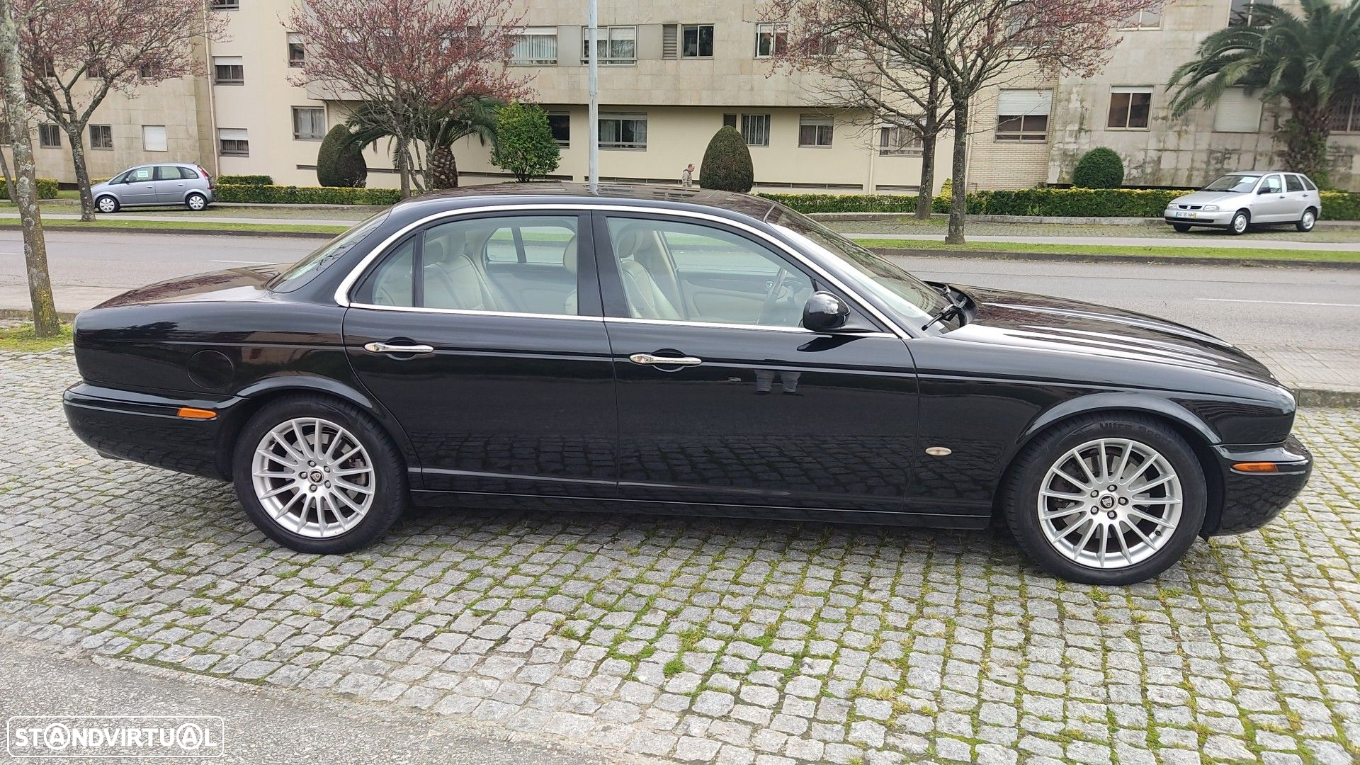 Jaguar XJ XJ6 2.7 D V6 Executive - 4