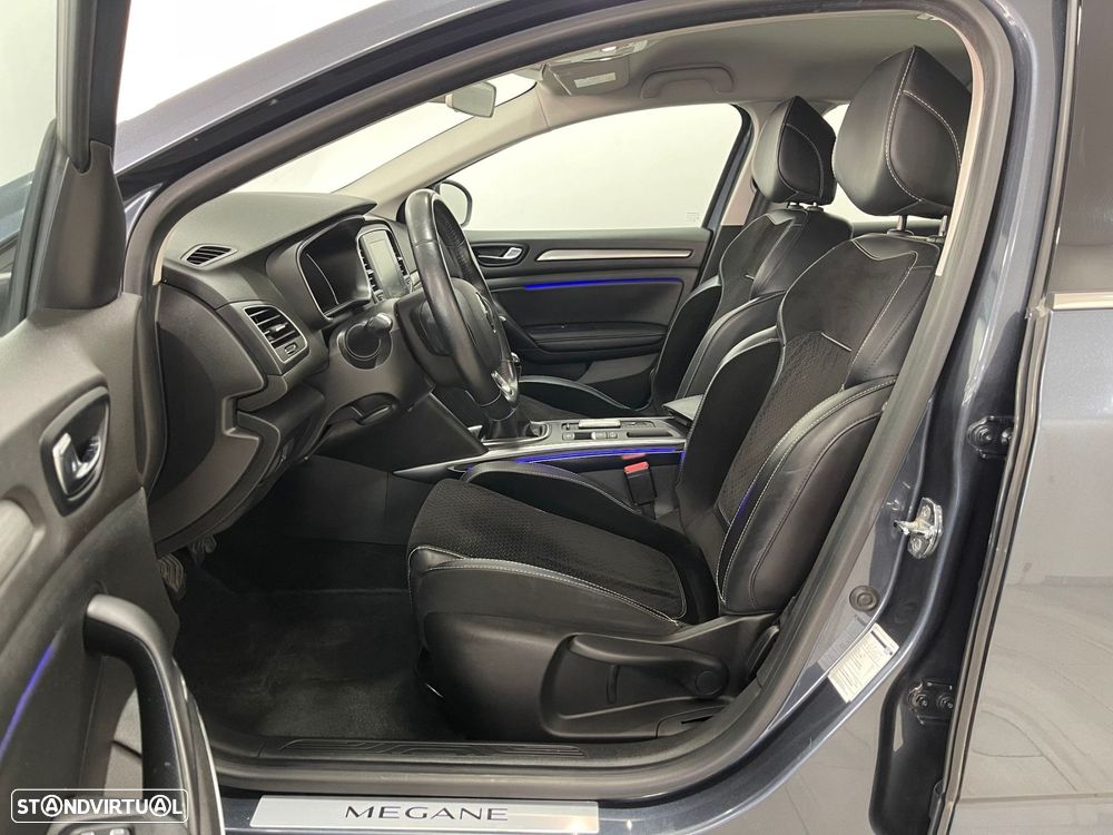Renault Mégane Sport Tourer ENERGY dCi 130 INTENS - 3