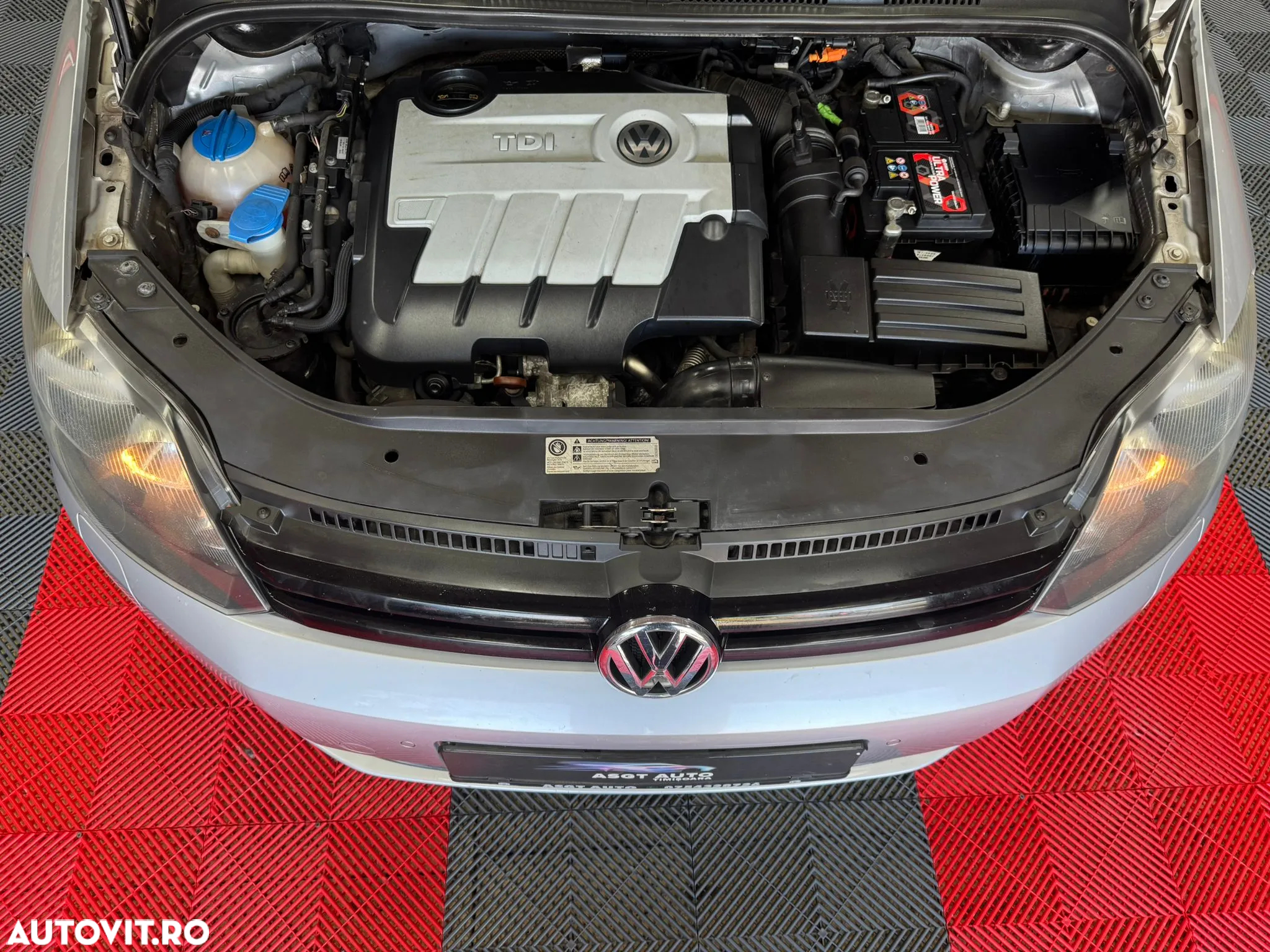 Volkswagen Golf Plus - 20