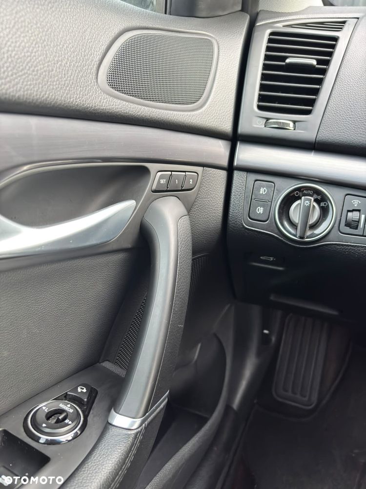 Hyundai i40 Kombi 1.7 CRDi DCT Premium - 19