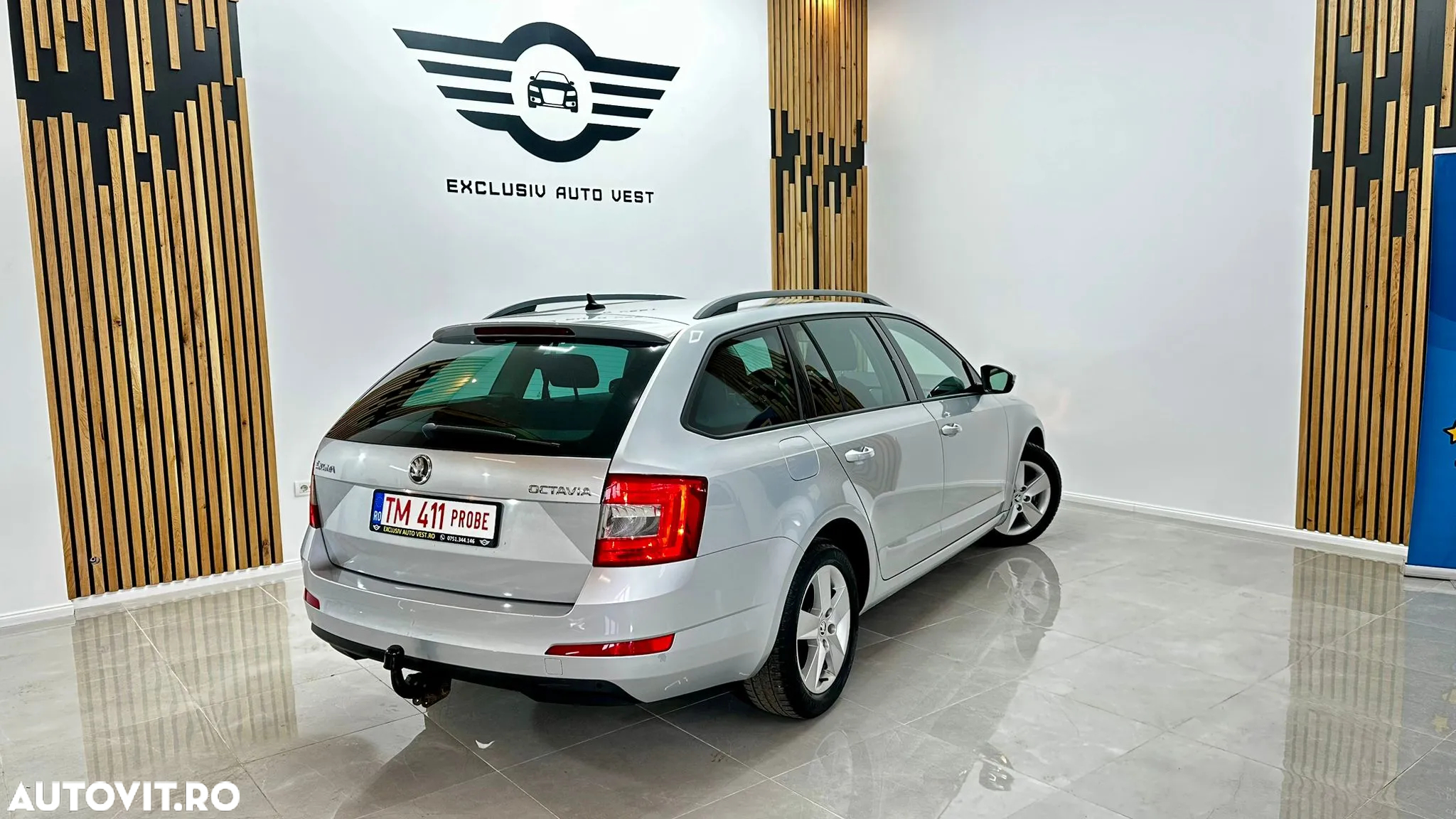 Skoda Octavia Combi 1.6 TDI DPF DSG Ambition - 5