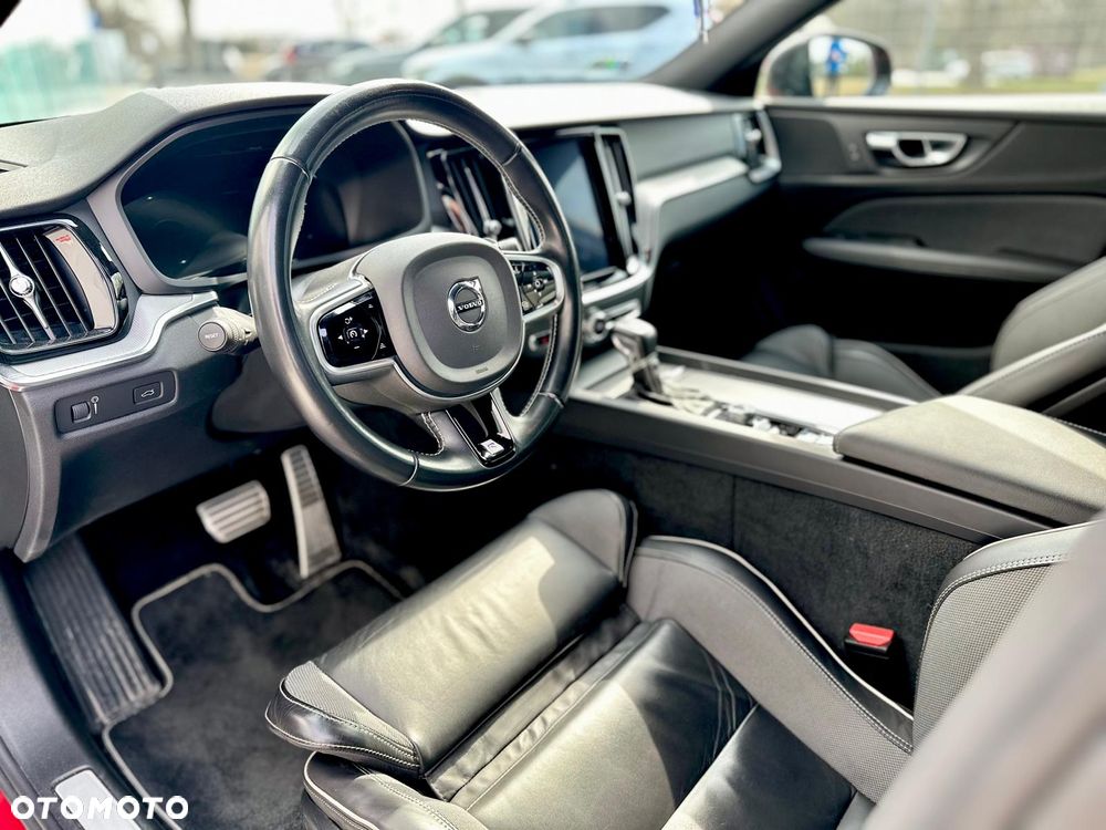 Volvo S60 T4 R-Design - 7