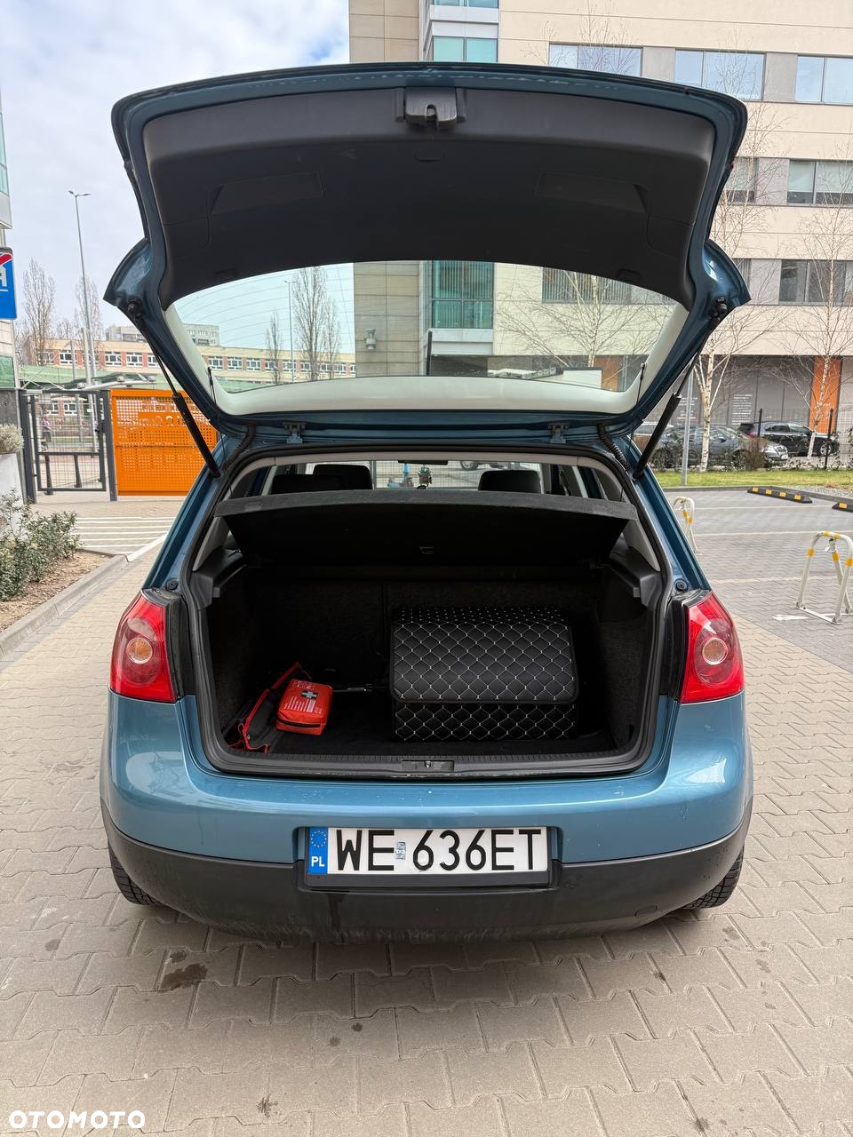 Volkswagen Golf V 1.6 Comfortline - 11