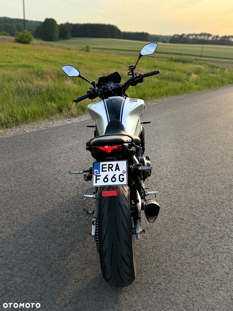 Yamaha MT - 22