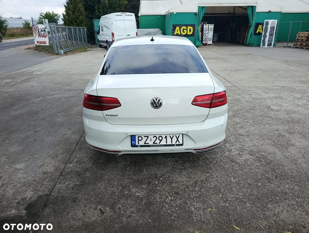 Volkswagen Passat 1.8 TSI BMT Highline DSG - 4