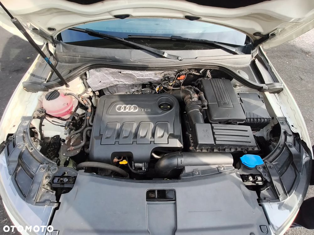 Audi Q3 2.0 TDI - 8