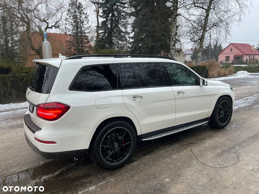 Mercedes-Benz GLS 400 4Matic 9G-TRONIC Exclusive - 3