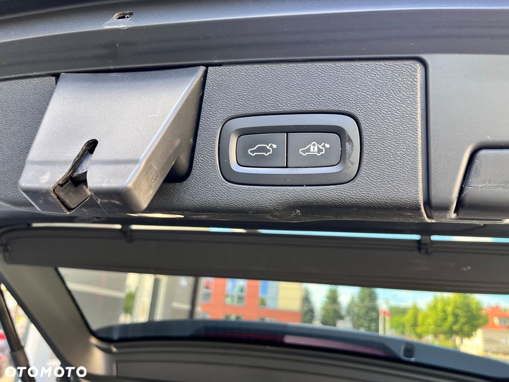 Volvo XC 60 - 35