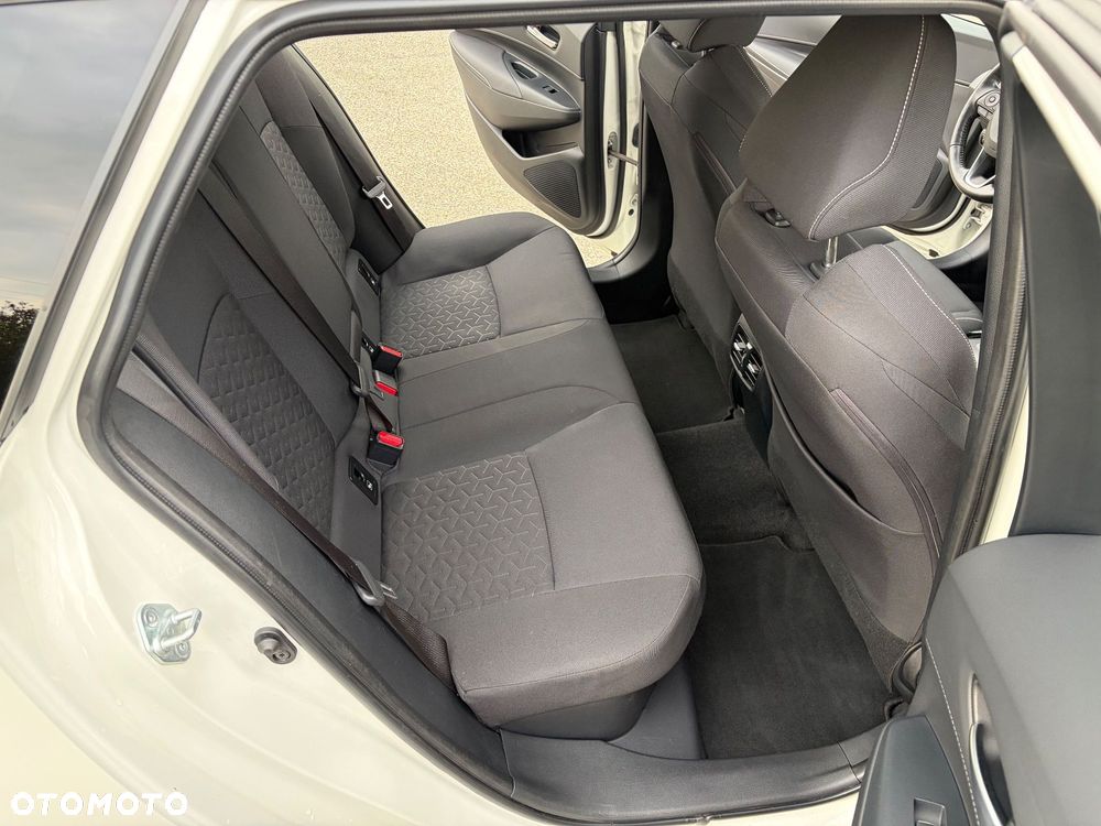Suzuki Swace 1.8 Hybrid CVT Comfort+ - 14