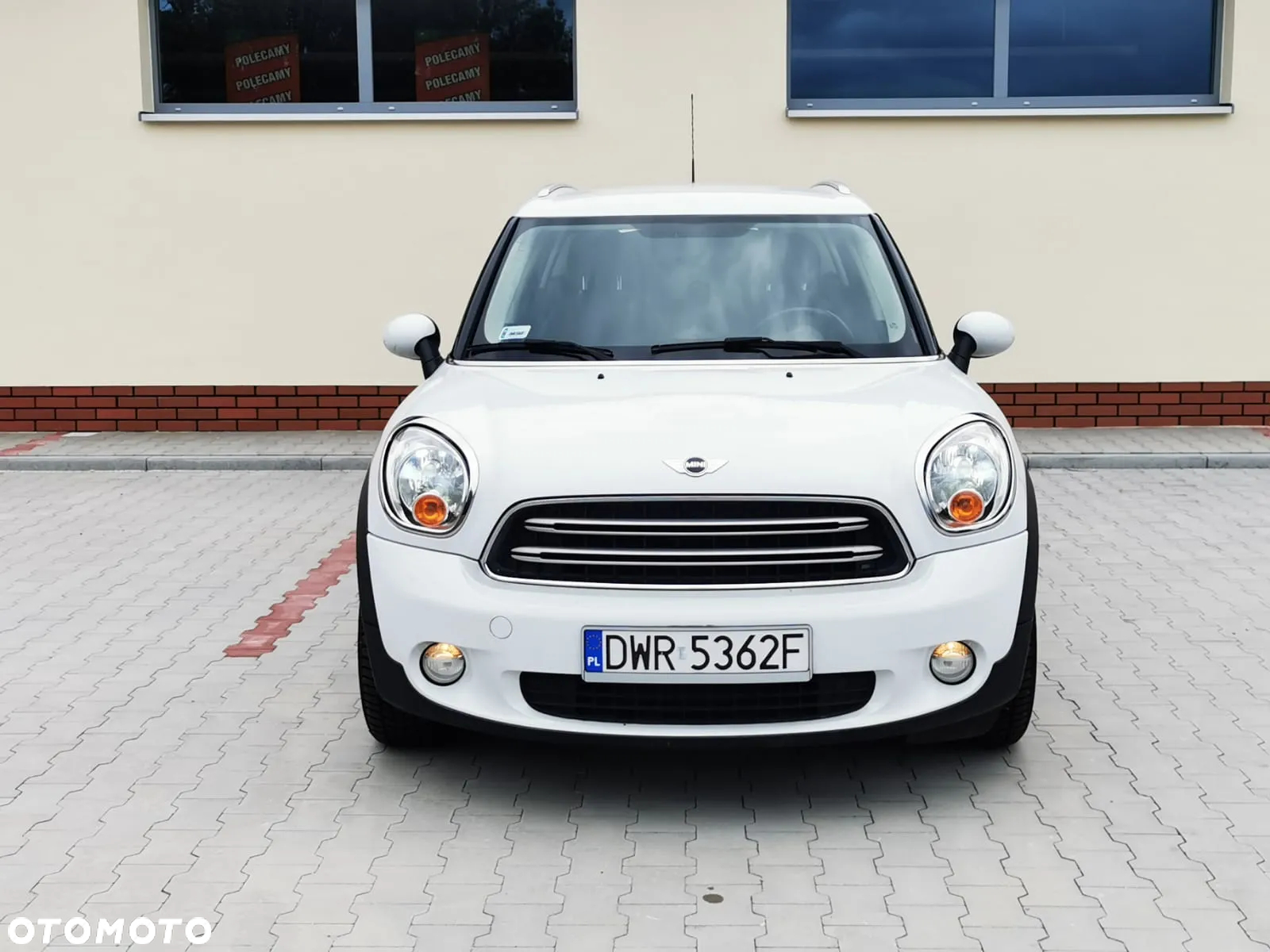 MINI Cooper Standard - 5