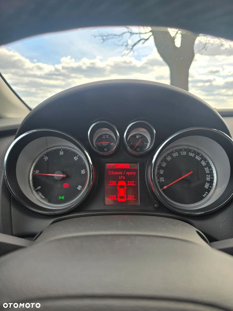 Opel Astra 2.0 CDTI Cosmo S&S - 20