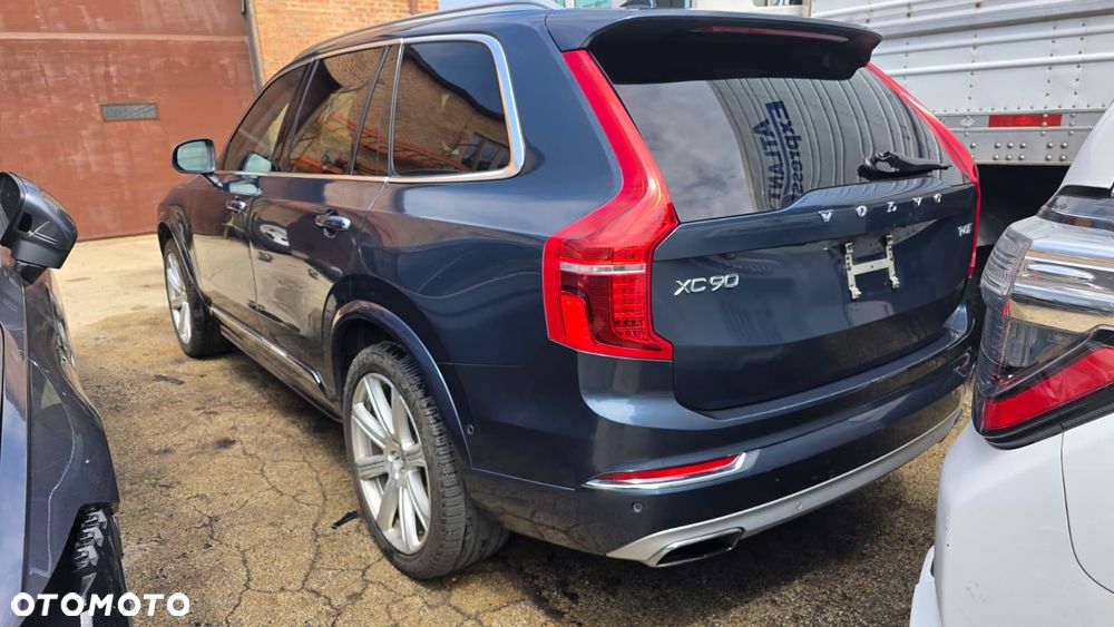 Volvo XC 90 - 6