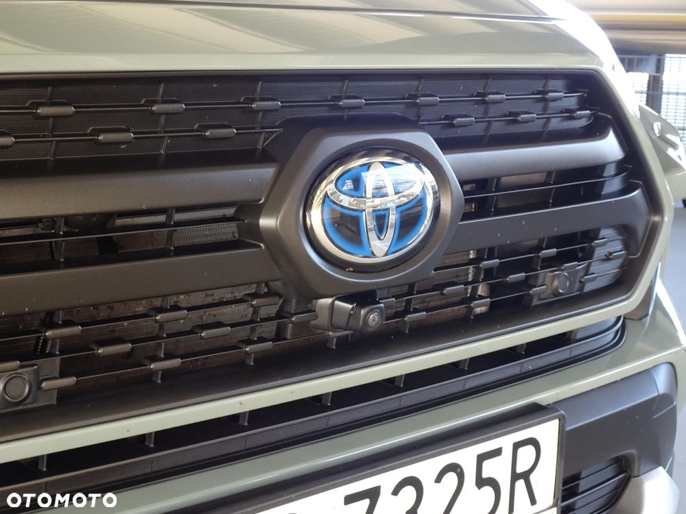 Toyota RAV4 - 16
