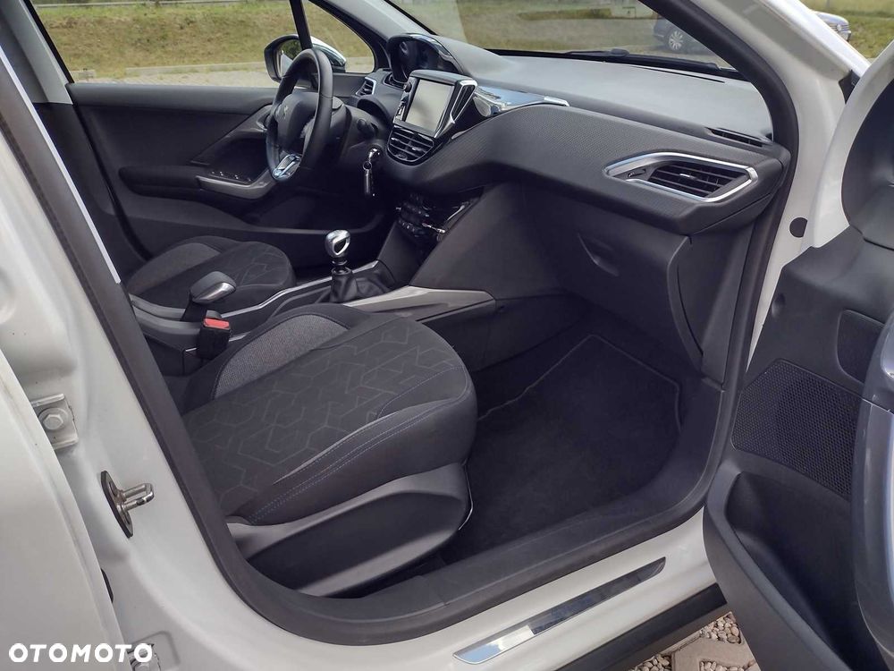 Peugeot 2008 - 7