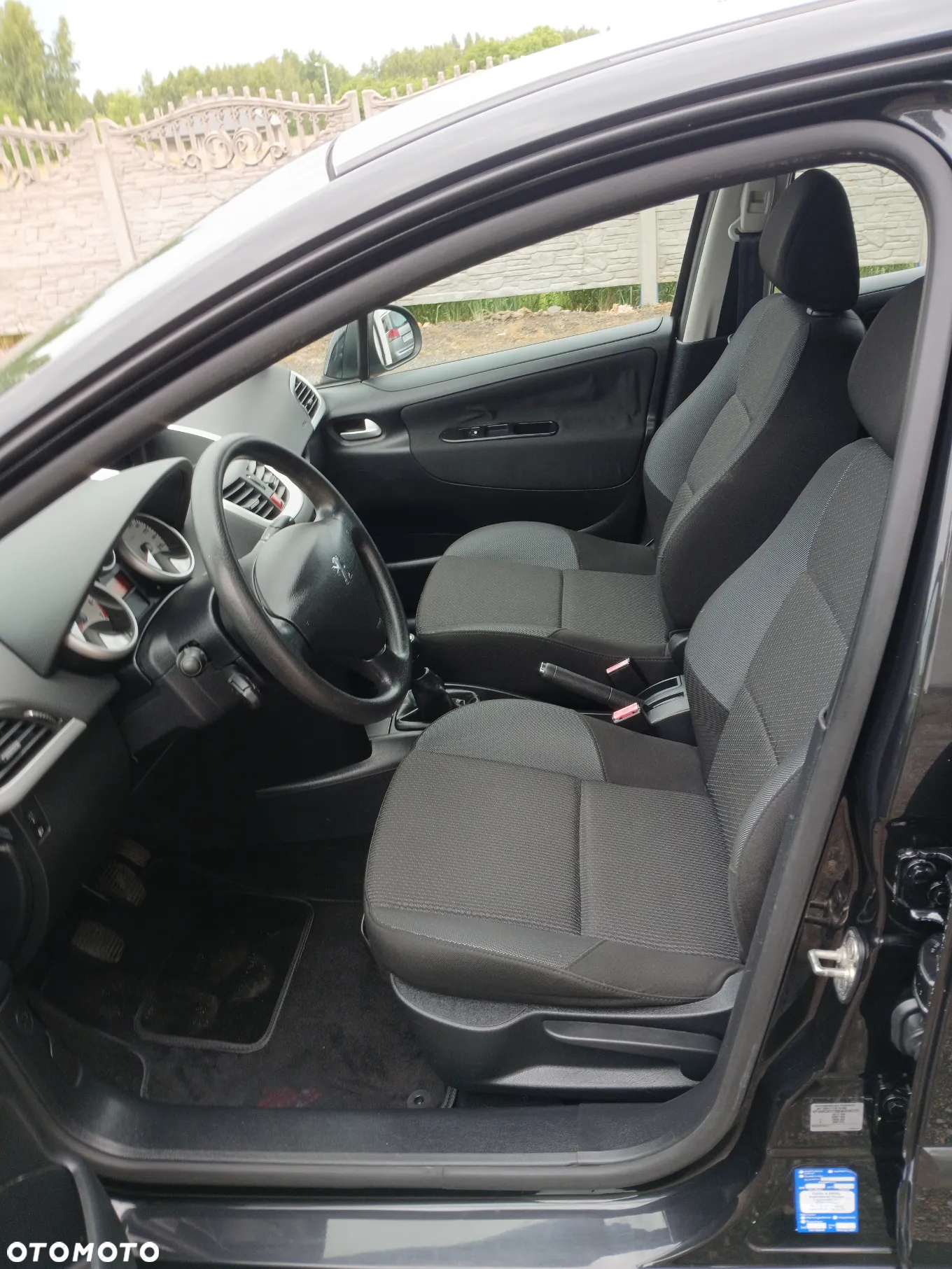 Peugeot 207 1.4 Presence - 23