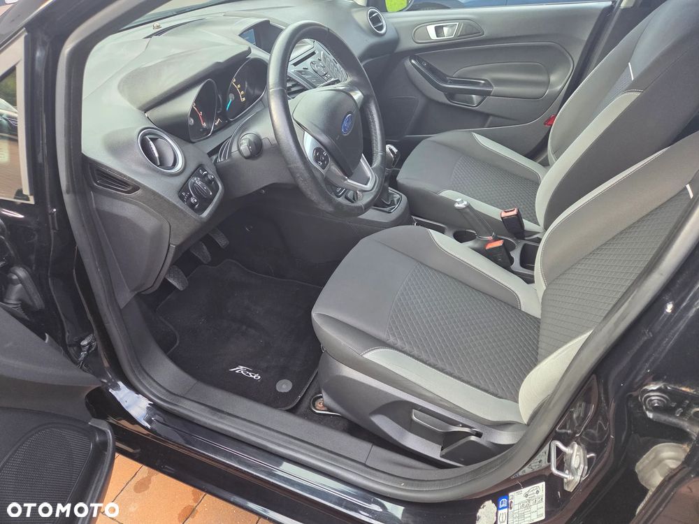 Ford Fiesta 2016 photo 5