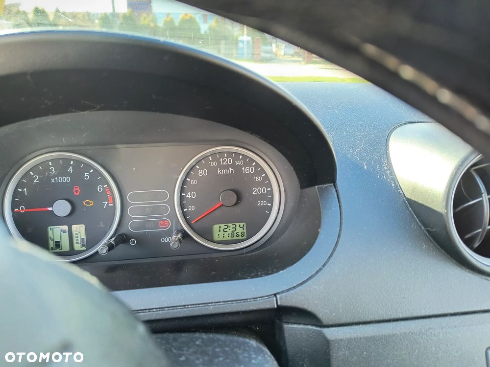 Ford Fiesta 1.3 - 8