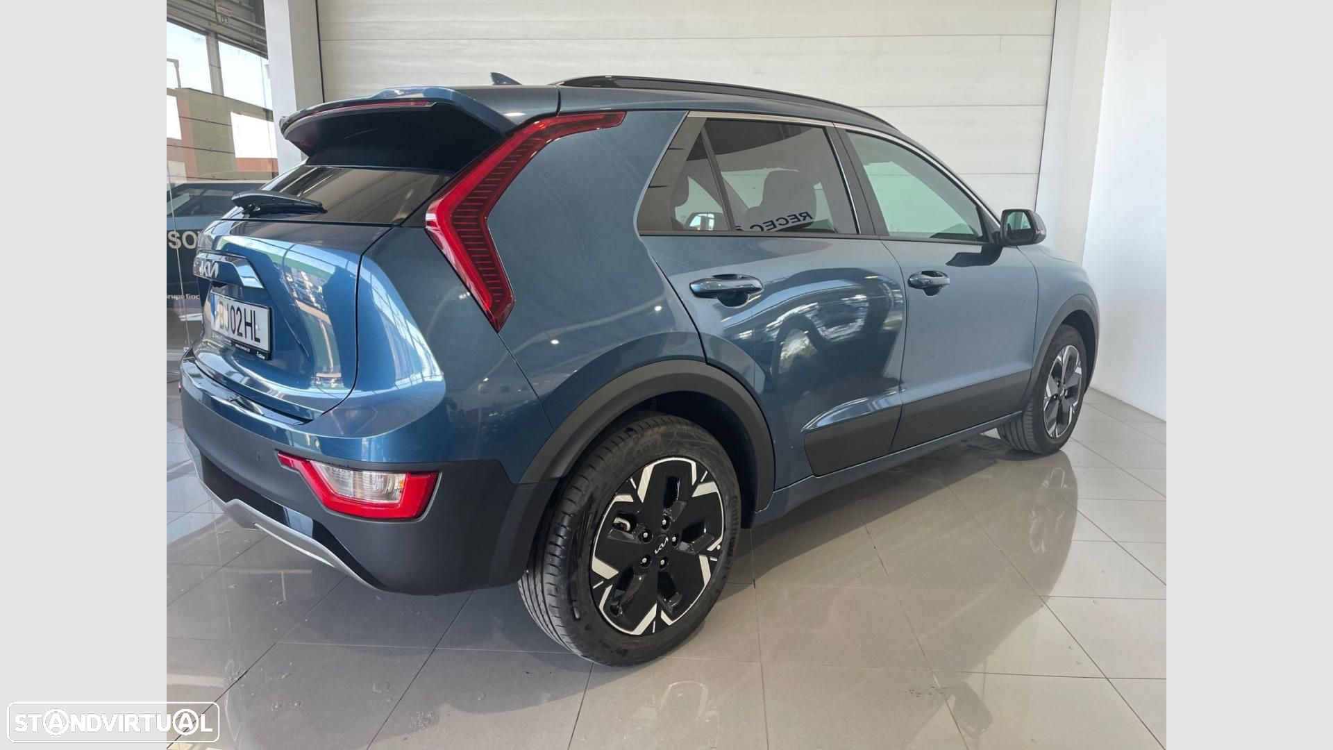Kia Niro EV 64kWh Drive - 8