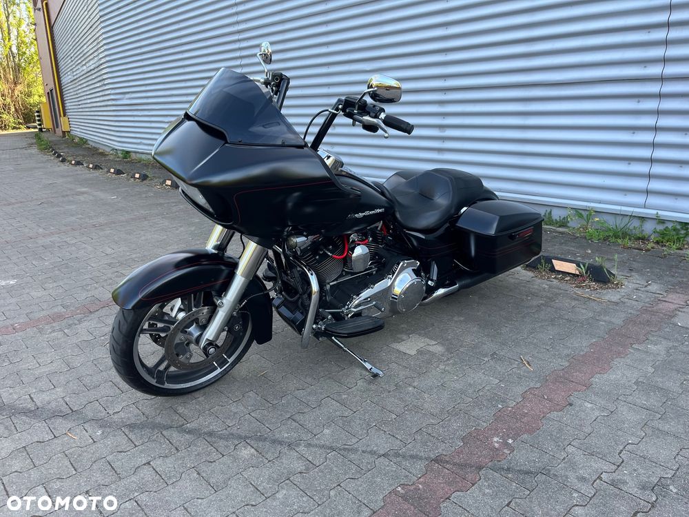 Harley-Davidson Touring Road Glide - 3