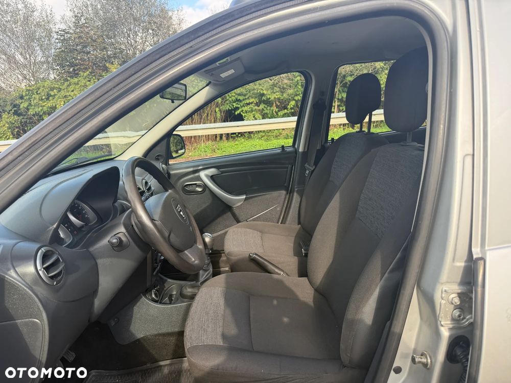 Dacia Duster 1.5 dCi SL Aventure 4x4 - 11
