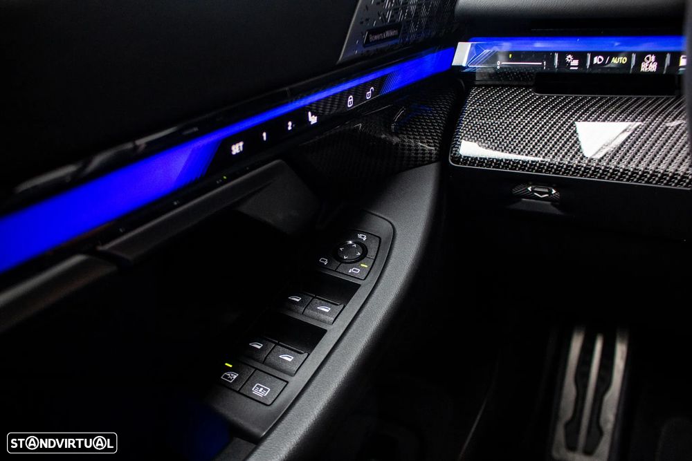 BMW M5 xDrive - 18