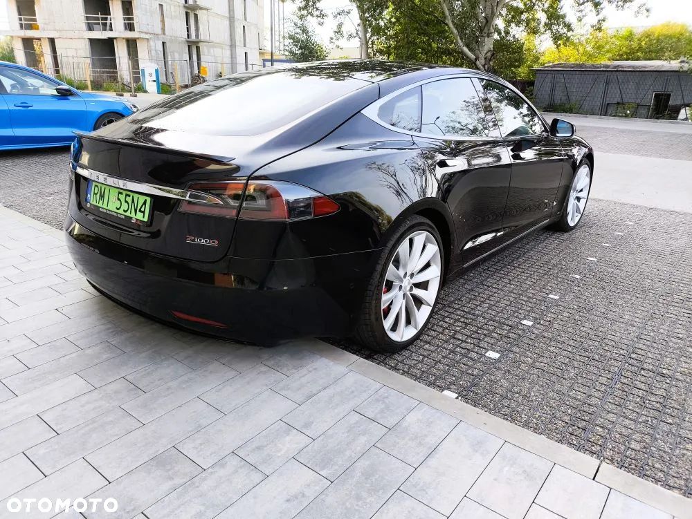 Tesla Model S Performance - 4