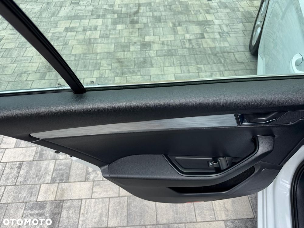 Skoda Superb 1.5 TSI Ambition DSG - 26