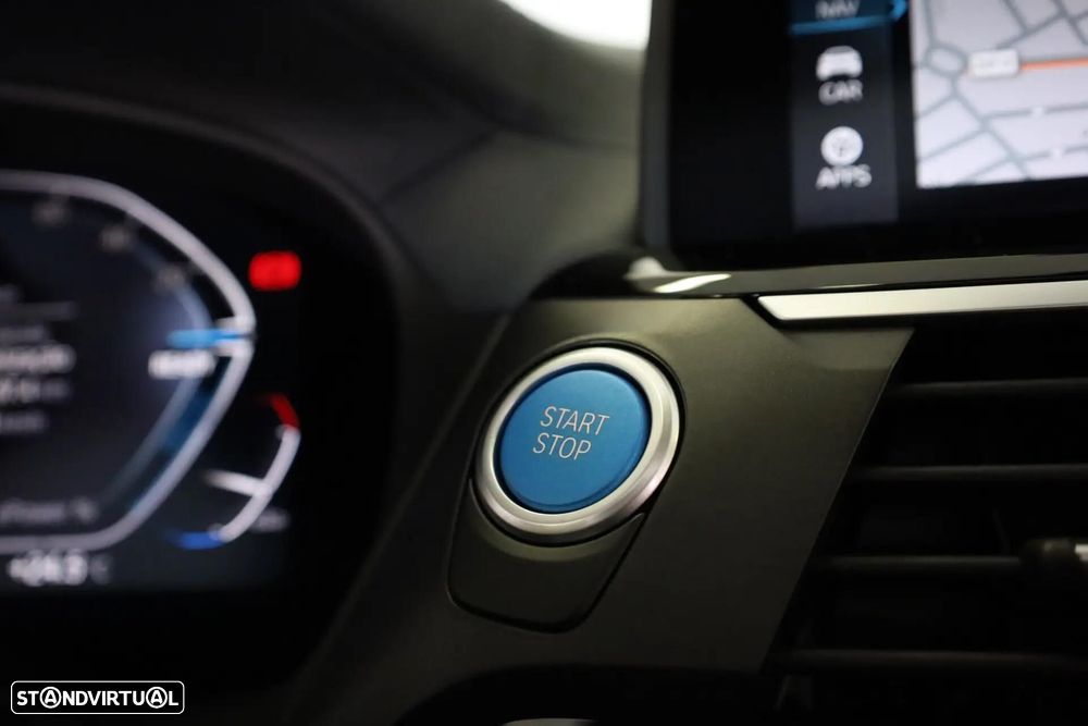 BMW iX3 Inspiring — fotografia 48
