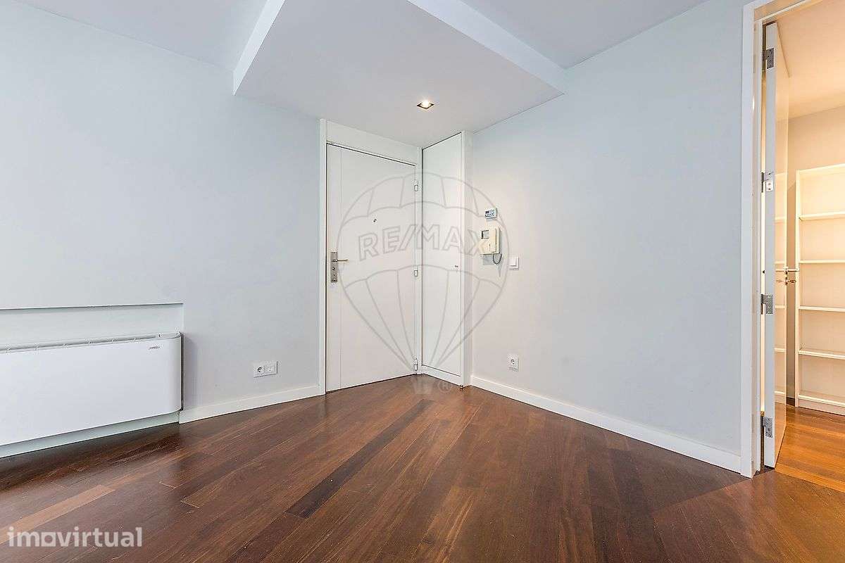 Apartamento T1 para venda - Grande imagem: 2/27