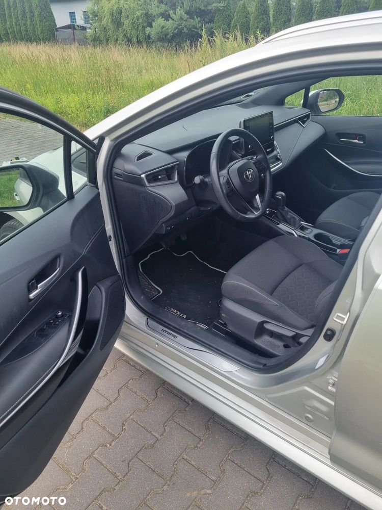 Toyota Corolla 2.0 Hybrid Executive - 7