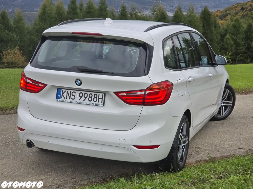 BMW Seria 2 218d Sport-Aut - 4