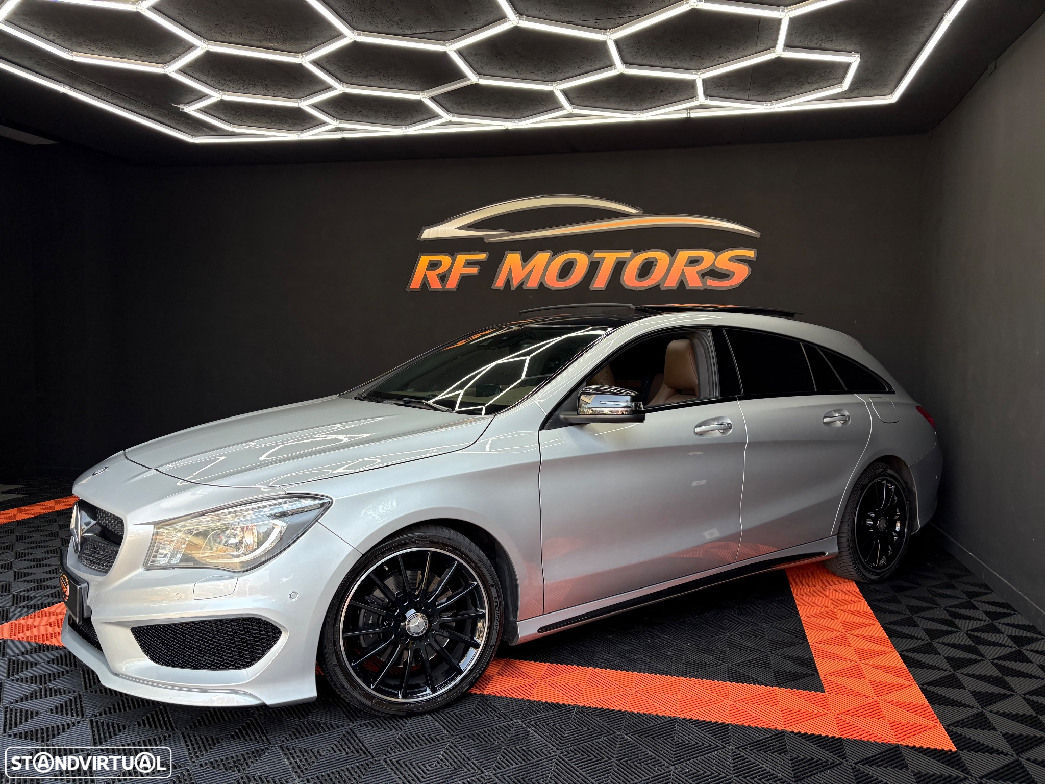 Mercedes-Benz CLA 220 d Shooting Brake AMG Line Aut. - 16