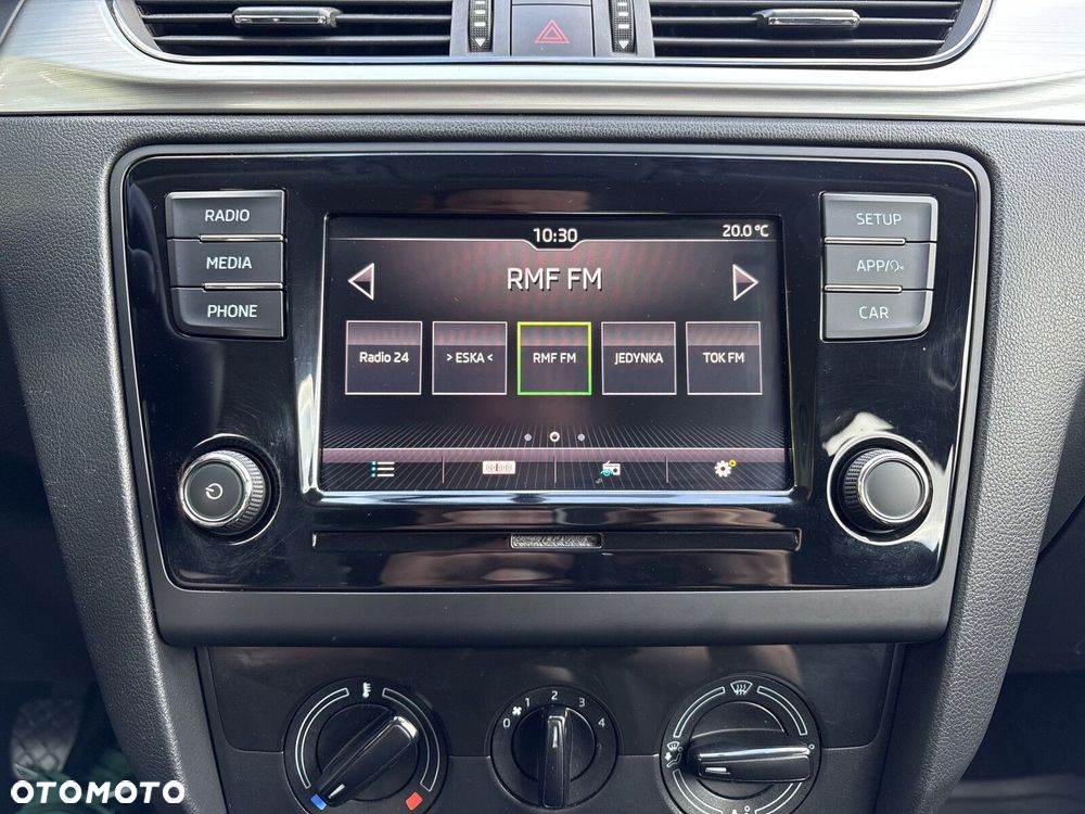 Skoda RAPID Spb 1.0 TSI Ambition - 23