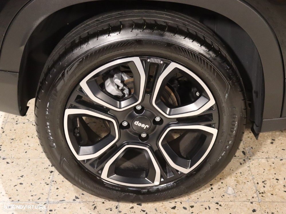 Jeep Avenger 1.2 GSE T3 Altitude - 37