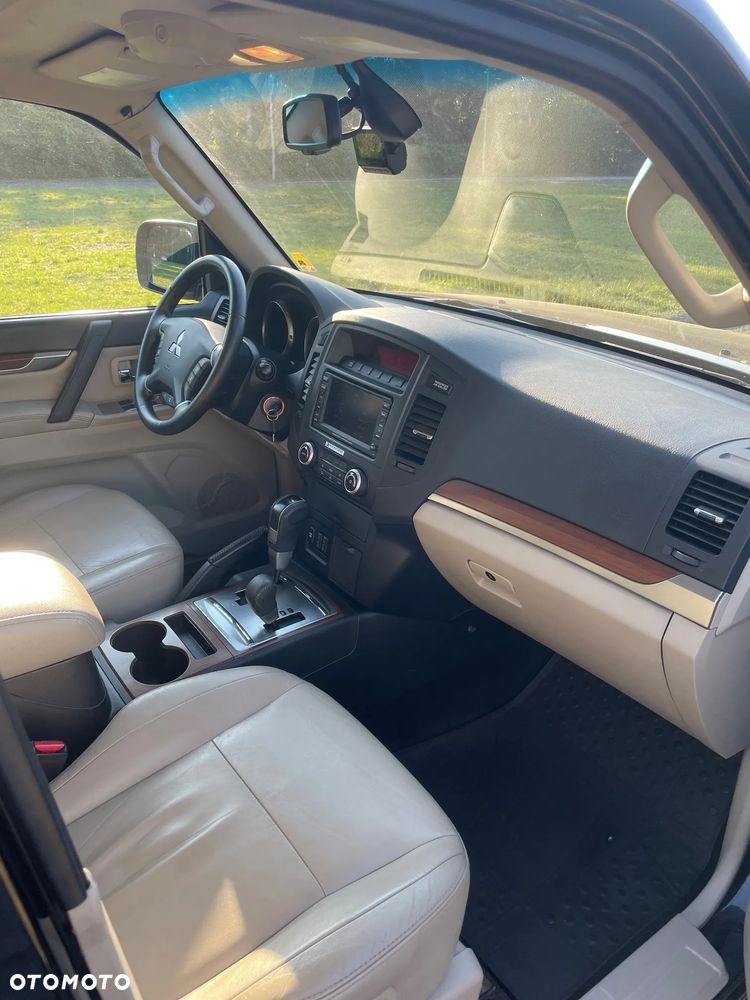 Mitsubishi Pajero 3.2 DID Instyle - 7