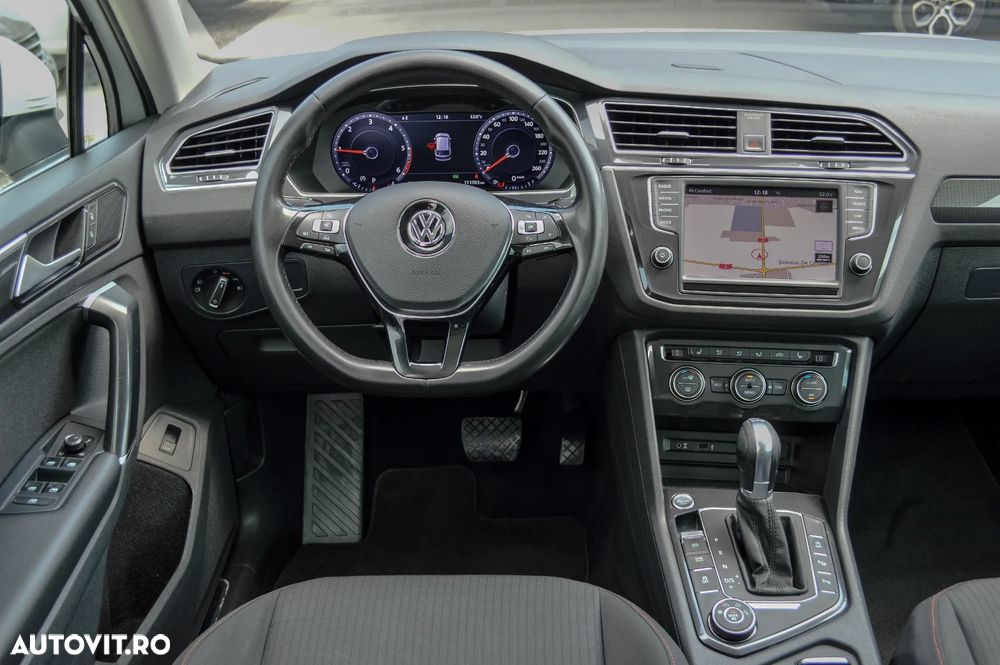 Volkswagen Tiguan 2.0 TDI 4Mot DSG Comfortline - 23