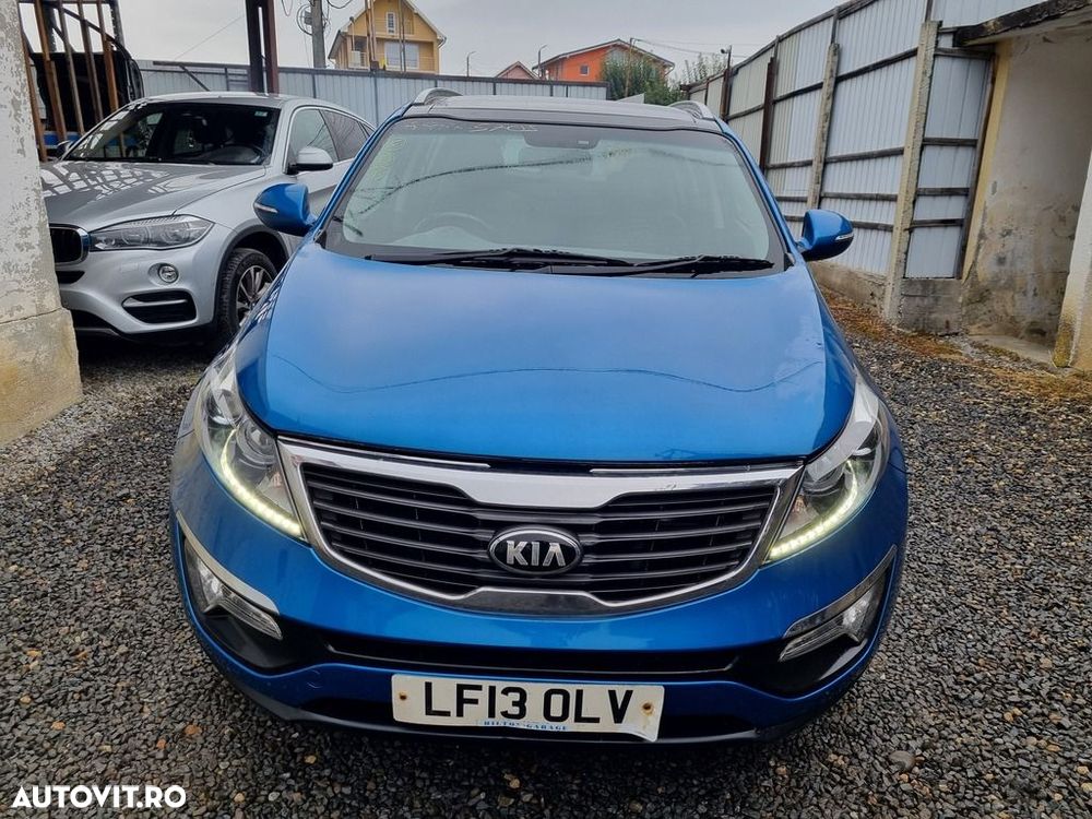 Far Dreapta Kia Sportage III 2010 - 2016 SUV 4 Usi (1352) Cu lupă - 3