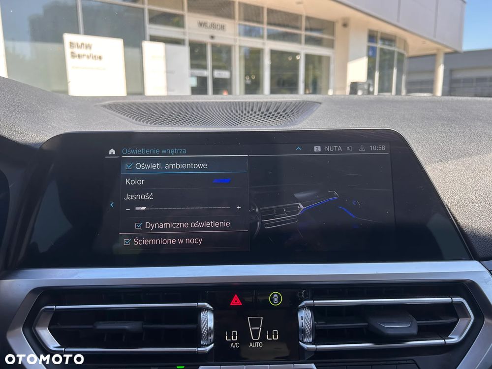BMW Seria 3 320e xDrive Sport Line - 40