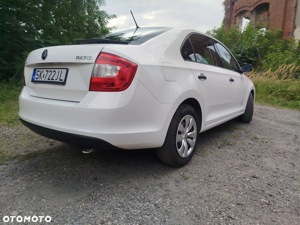 Skoda RAPID 1.2 TSI Ambition - 3